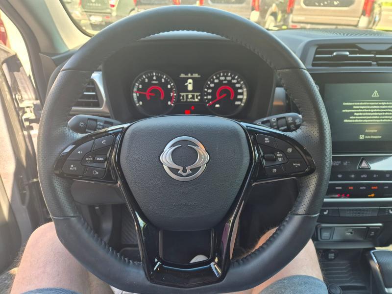 SsangYong Tivoli Blackline 2024 Gris occasion — photo 13