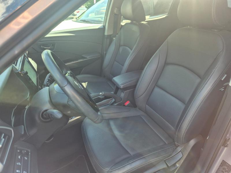 SsangYong Tivoli Blackline 2024 Gris occasion — photo 17