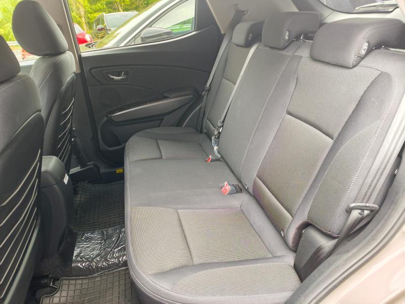 SsangYong Tivoli Street 2026 Beige occasion — photo 14
