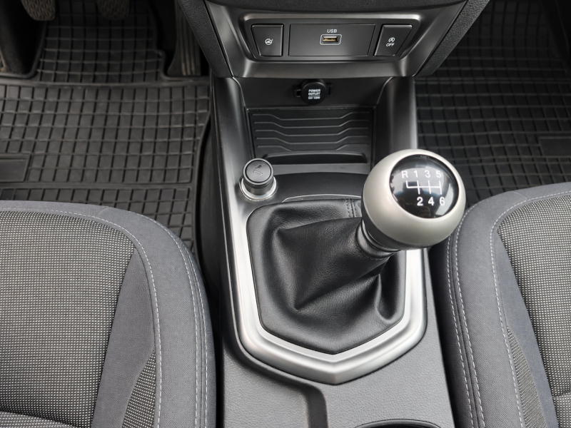 SsangYong Tivoli Street 2026 Beige occasion — photo 11