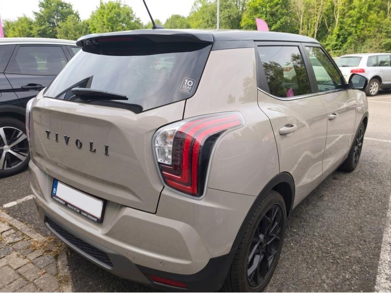 SsangYong Tivoli Street 2026 Beige occasion — photo 4